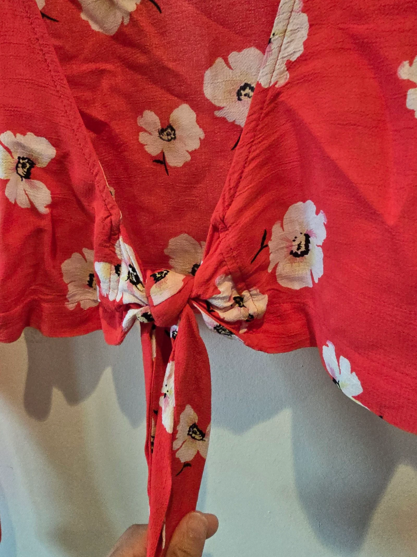Top crop rood bloemen gebonden Bershka – photo 5